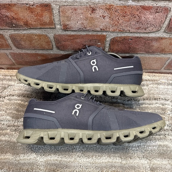 On Running Shoes - Dark Gray men’s Sz 9.5 - Picture 9 of 13